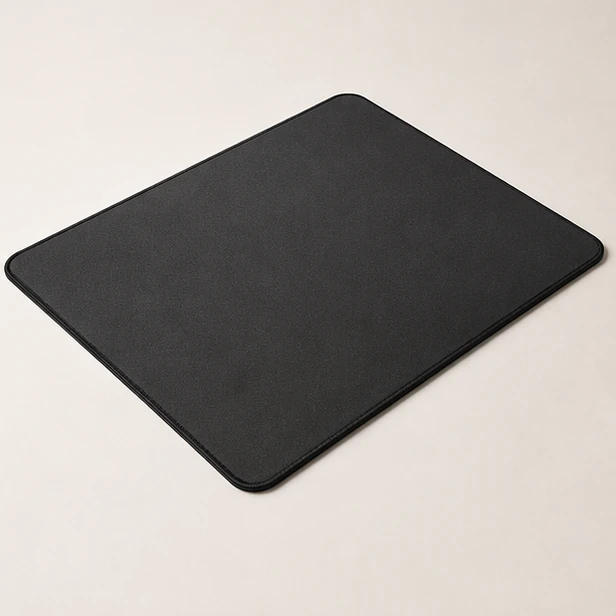 Three-quarter view of the Blank Slate Wide showing its surface and edge profile